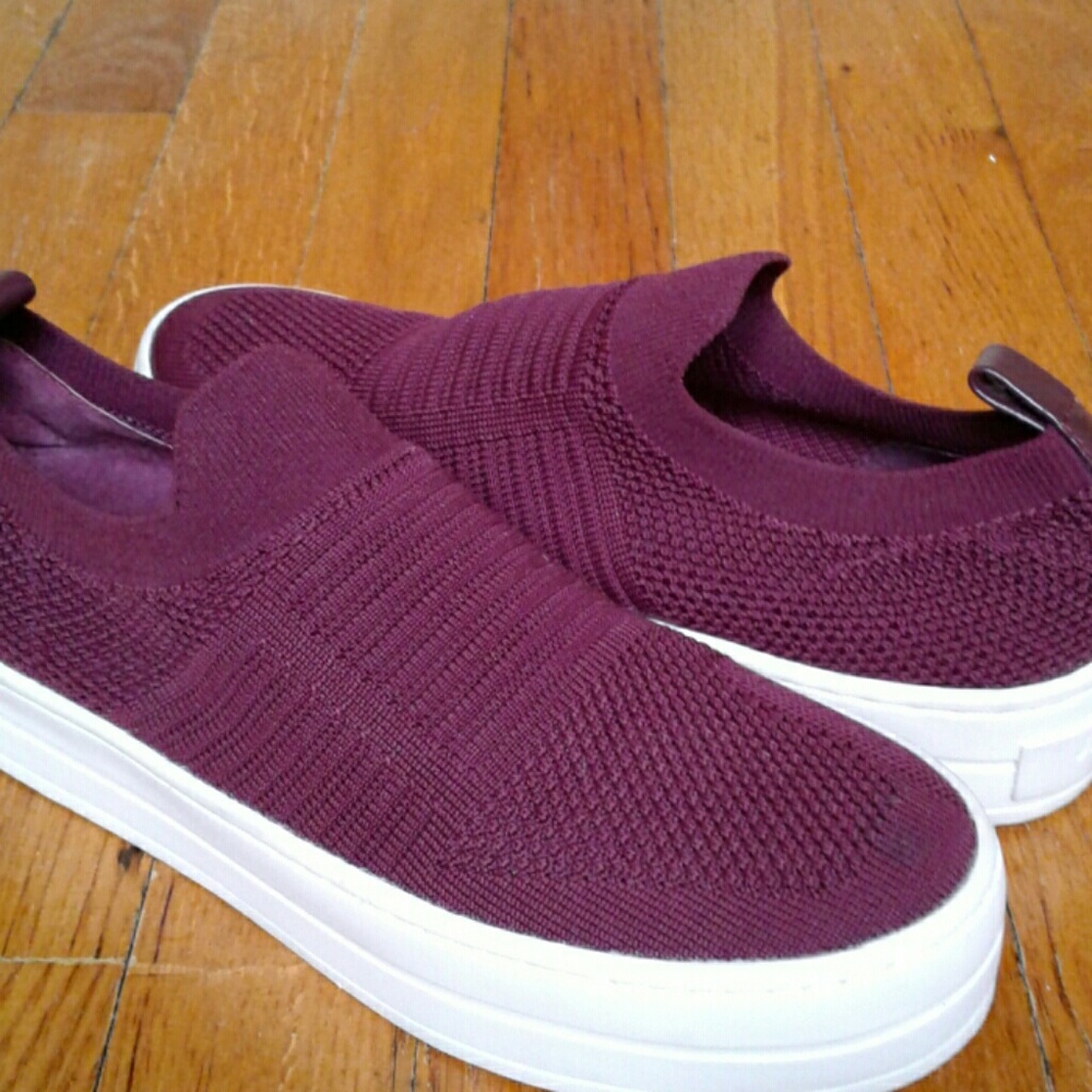 JSLIDES Hilo Slip on Burgundy Knit